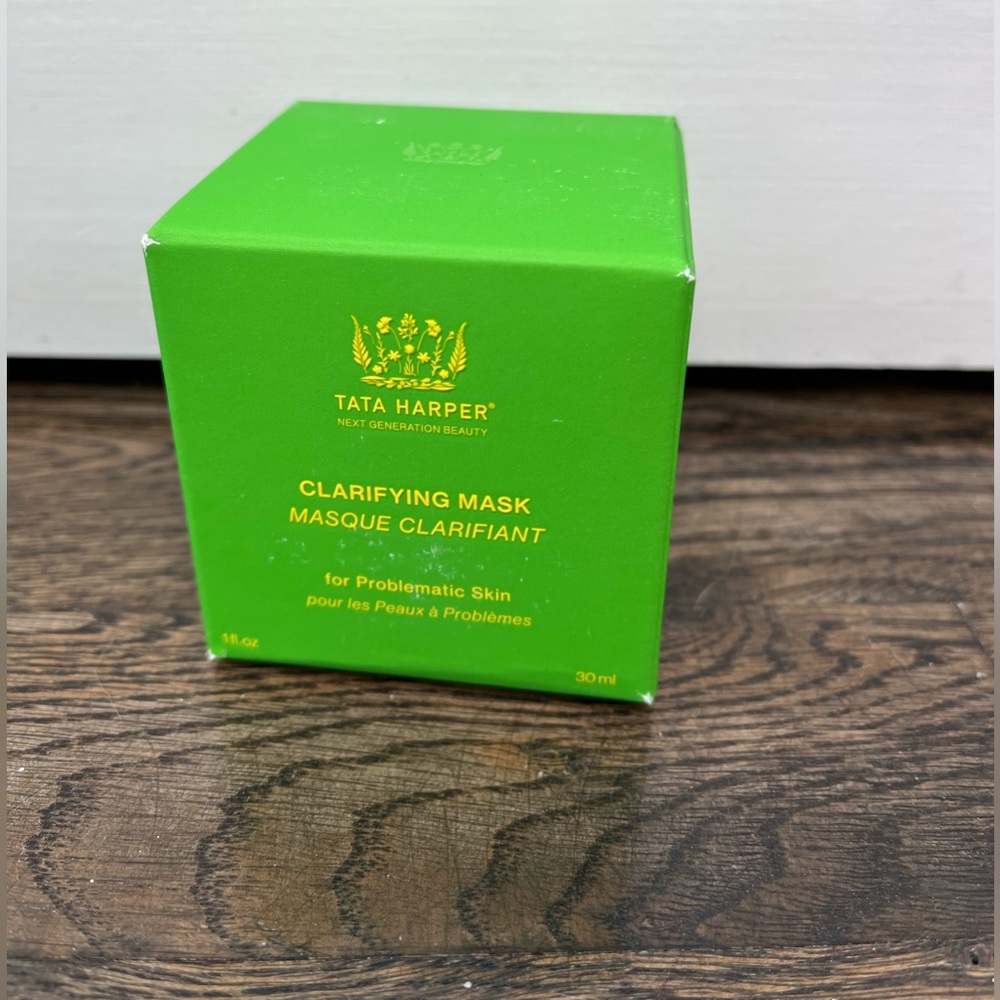 New-in-box, never used Tata Harper Clarifying Mask